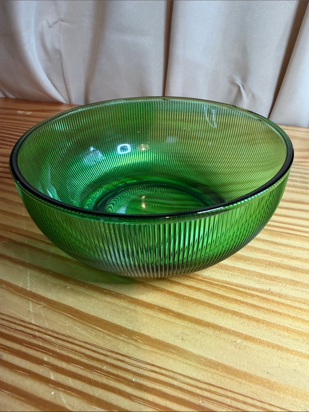 Vintage E.O. Brody Emerald Green Ribbed Glass Bowl 6” Mid-Century